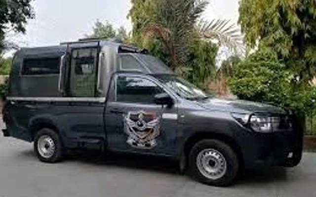 تجاوزات کیخلاف آپریشن کے دوران پیرا فورس پر حملہ؛وردیاں پھاڑ دیں 