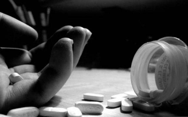 دبئی ٹاؤن: گھریلو جھگڑے پر 22 سالہ لڑکی کی مبینہ خودکشی
