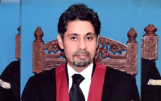 چیف جسٹس کی امریکا روانگی، عابد عزیز شیخ آج قائم مقام چیف جسٹس کا حلف لیں گے