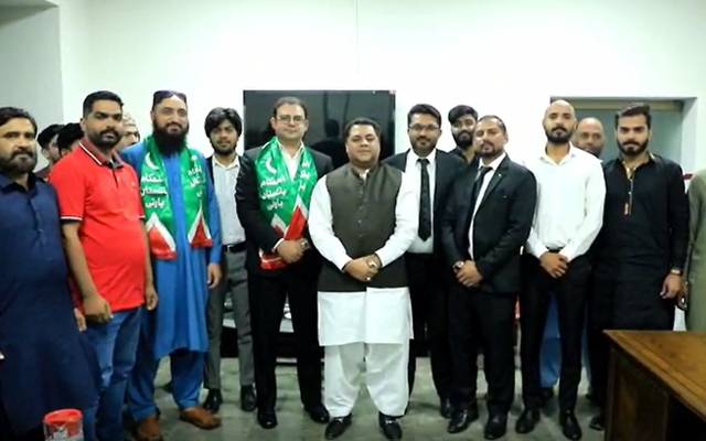 سینئر وکلاء کے بڑے گروپ کا استحکام پاکستان پارٹی میں شمولیت کا اعلان