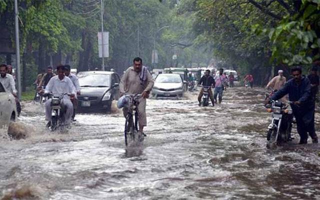 ملک بھر میں مون سون بارشوں کا 8واں اسپیل، سیلاب اور لینڈ سلائیڈنگ کا خدشہ