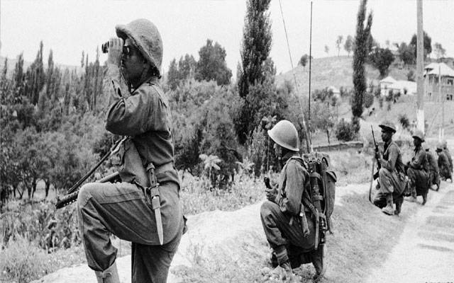  3ستمبر1965: پاک فوج نے چھمب سیکٹر میں بھارت کے 500 جوانوں کو جنگی قیدی بنایا