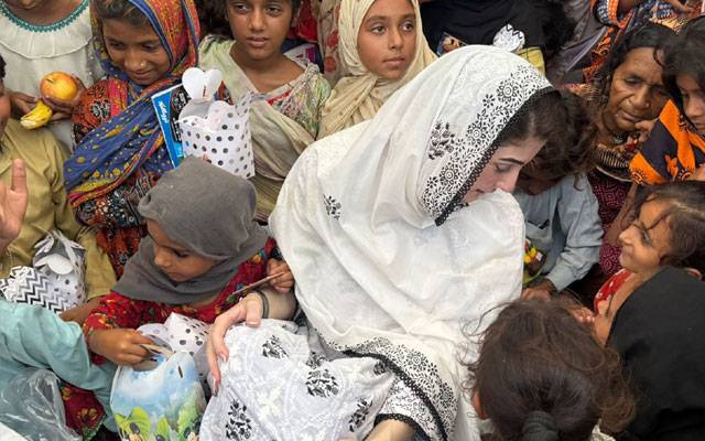 وزیراعلیٰ مریم نواز کا ملتان ہیڈ محمد والا بریچنگ پوائنٹ کا دورہ، سیلابی صورتحال کا جائزہ لیا