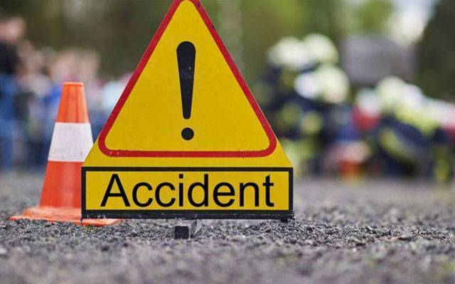 لاہور میں 280 ٹریفک حادثات، 332 افراد زخمی