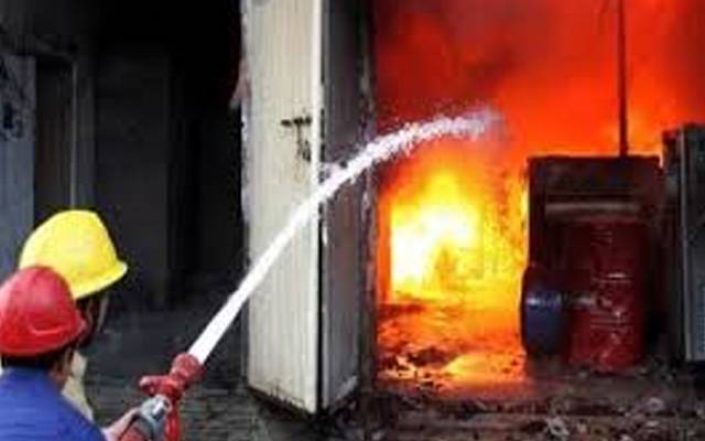 جوہر ٹاؤن ؛ میڈیکل سینٹر میں لگنے والی آگ سے ملازم جھلس گیا
