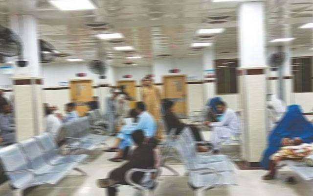 سرکاری ٹیچنگ ہسپتالوں کی نجکاری، مستقل اسامیاں مرحلہ وار ختم کرنے کا فیصلہ