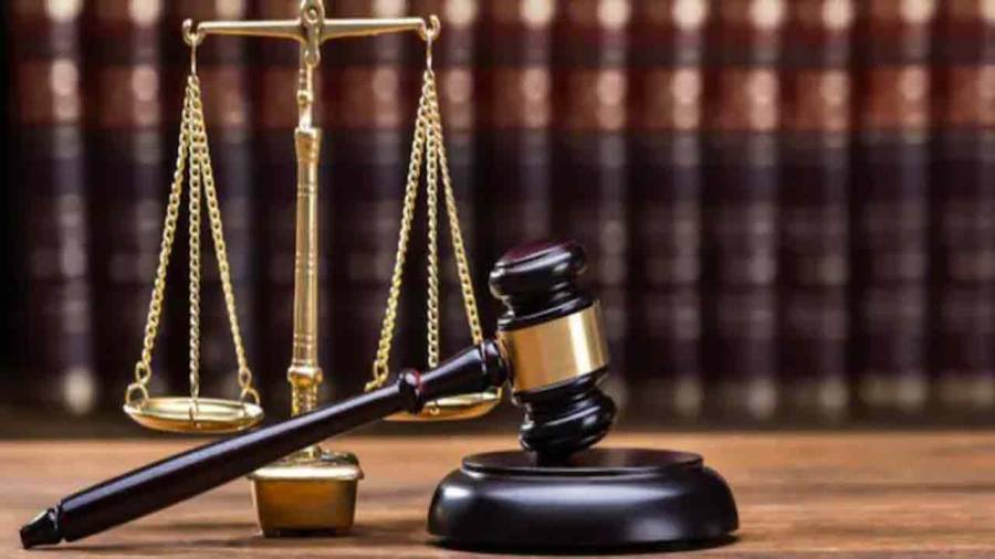 سیشن ججز کے بڑے پیمانے پر تبادلے اور تقرریاں