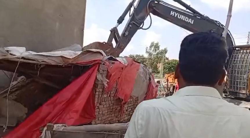 ایل ڈی اے کا قبضہ مافیا کے خلاف آپریشن ؛ کروڑوں مالیت کے پلاٹ واگزار