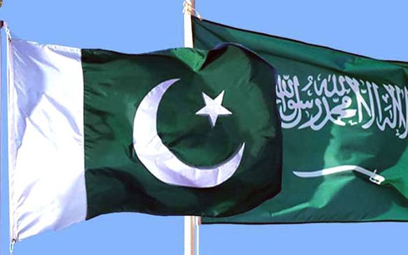 سعودی عرب نے سیلاب متاثرین کیلئے ہزاروں لیٹر تیل پاکستان کے حوالے کردیا 