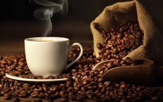 کافی پینے کے کیا نقصانات ؟ طبی ماہرین کی تشویشناک تحقیق