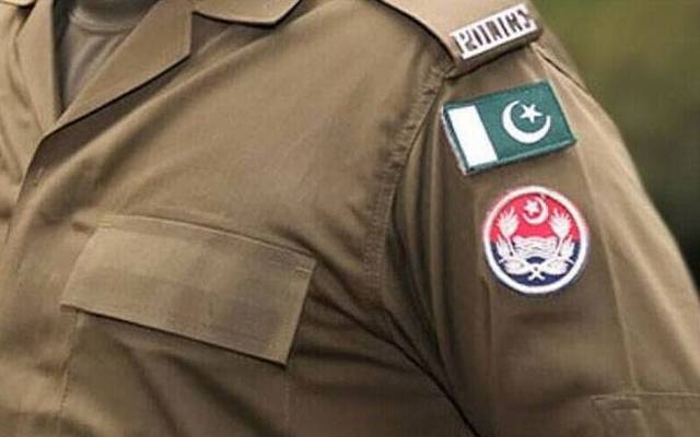 12سب انسپکٹر کی اسسٹنٹ سب انسپکٹر کے عہدے پرتنزلی