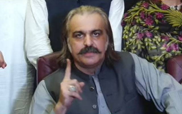 بانی سے ملاقات نہ ہونے کا غصہ ؛ علی امین گنڈا پور نے پارٹی رہنماؤں کو منافق قرار دے دیا