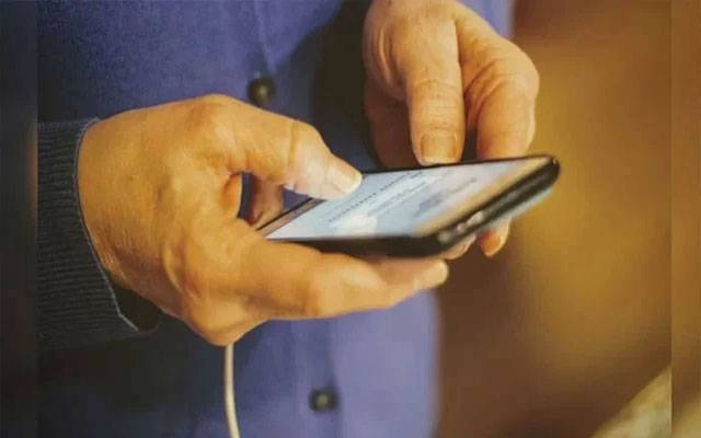  باس سے چھٹی کی درخواست کرنے والا ملازم 10 منٹ بعد انتقال کر گیا