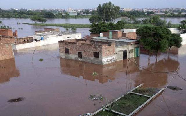 سیلاب متاثرہ علاقوں کےطلباکیلئےفیسوں میں ریلیف کافیصلہ زیرغور 