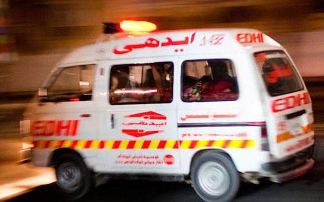 فیصل آباد ؛ گٹر میں کام کرنیوالے 3 مزدور دم گھٹنے سے جاں بحق