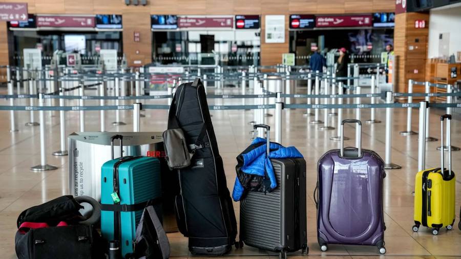 Cyber attack, Airports under cyber attack, Heathrow Airport, Barsales Airport, Berlin Airport, Flights delayed, Flight abounded 