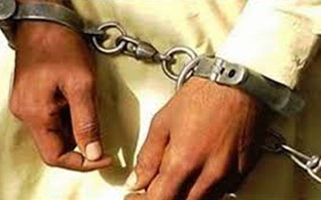لاری اڈا سے منشیات فروش گرفتار