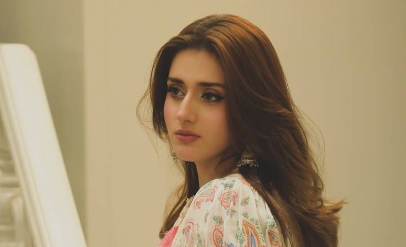 جنت مرزا  اُردو فلیکس شو میں بطور میزبان جلوہ گر ہونے کو تیار