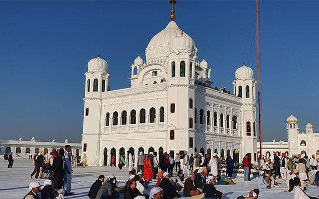 مودی سرکار کی ہٹ دھرمی ؛ ہزاروں سکھ بابا گرونانک کے جنم دن پر حاضری سے محروم
