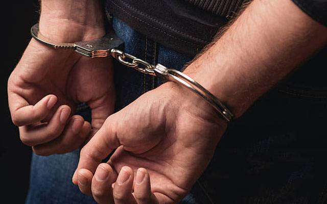 اسلام پورہ: گلی میں کھڑے بچے  سےنازیبا حرکات کرنے والا اوباش گرفتار