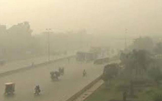 لاہور : محکمہ ماحولیات اور کمشنر آفس کی انسداد سموگ آگاہی واک