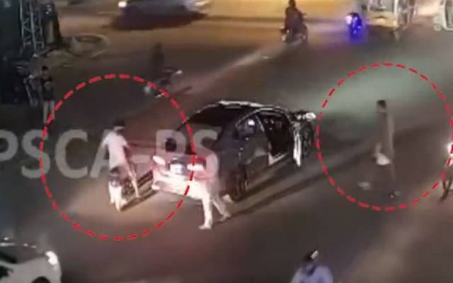 لاہور  میں کار  چھیننے کی واردات کا نیا طریقہ سامنے آگیا؛ملزم گرفتار