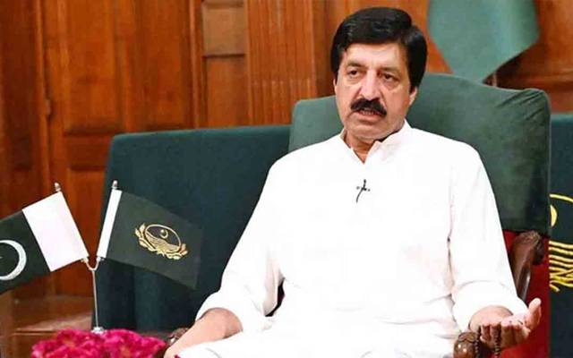  گورنر پنجاب کا رکشہ ڈرائیوروں کی بچیوں کی شادیاں کروانے اور 26 عمرہ ٹکٹ دینے کا اعلان 