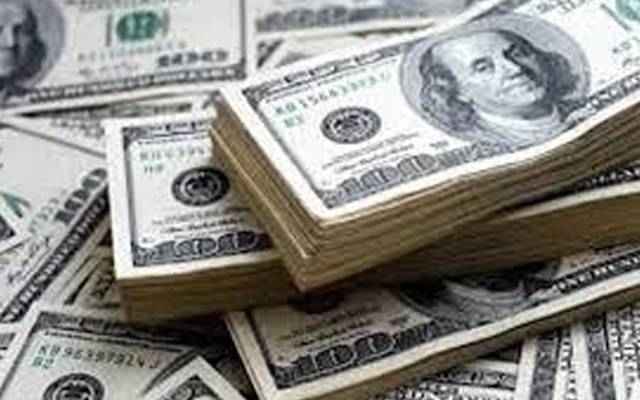 ڈالر کی قیمت گرگئی 