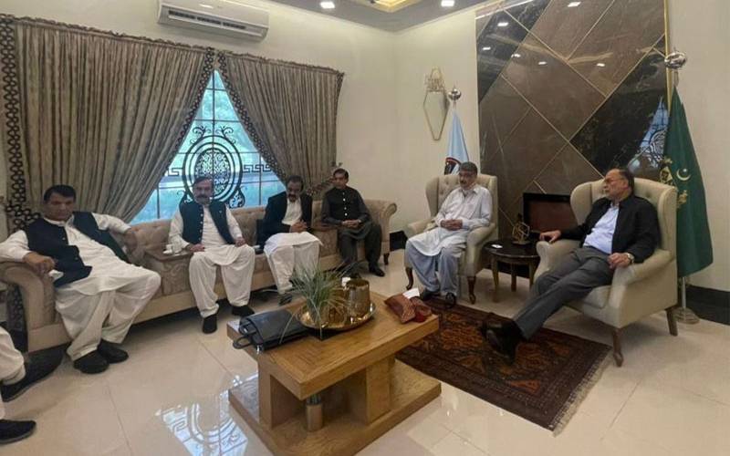 جائزمطالبات پرعمل درآمد کرینگے، اعلی ٰسطح مذاکراتی کمیٹی کی مظاہرین کو یقین دہانی