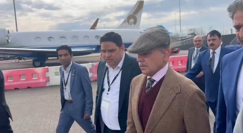 وزیر اعظم شہباز شریف وطن واپسی کے لیے لوٹن ائیر پورٹ پہنچ گئے 