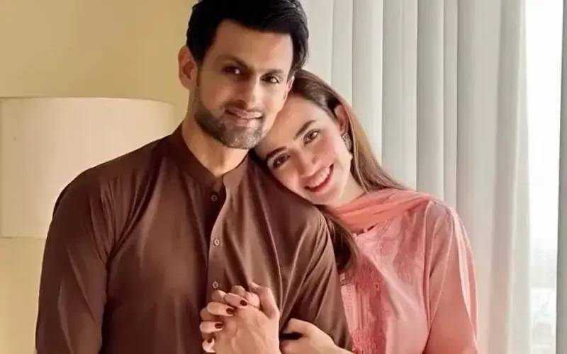 شعیب ملک اورثنا جاوید کی شادی پر سوالیہ نشان، طلاق کی افواہیں زور پکڑ گئیں  