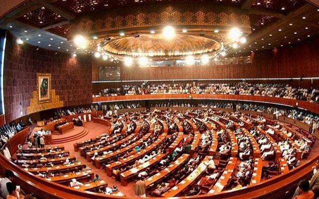 پیپلز پارٹی کا سینیٹ اور قومی اسمبلی میں شدید احتجاج، واک آؤٹ