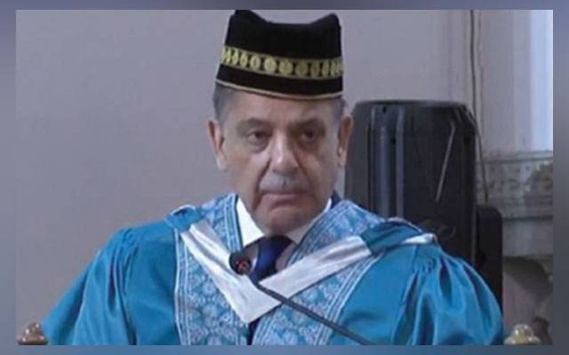 وزیراعظم کو لیڈر شپ اینڈ گورننس میں پی ایچ ڈی کی اعزازی ڈگری سے نوازا گیا