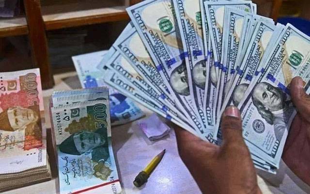  ڈالر کی قیمت میں کمی ہوگئی 
