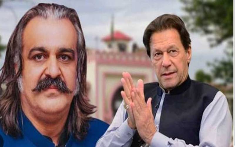 عمران خان کا علی امین گنڈاپور کو وزیراعلیٰ کے عہدے سے ہٹانے کا حکم