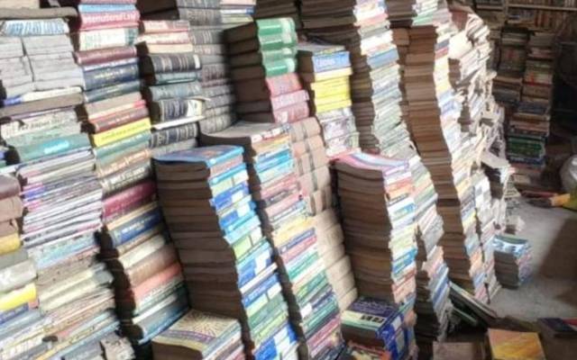 نرسری تا 12ویں جماعت کےنصاب میں غلطیاں، ری ویو کمیٹیوں کو 5،5 لاکھ روپے دینے پر غور