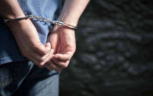 پارکنگ مافیا کی اوورچارجنگ؛ اکبر چوک پارکنگ سٹینڈ سے ایک شخص گرفتار