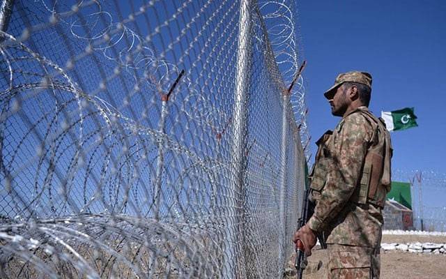پاک فوج نے افغان طالبان و خوارج کا حملہ پسپا کر دیا، 200 سے زائد دہشتگرد ہلاک 