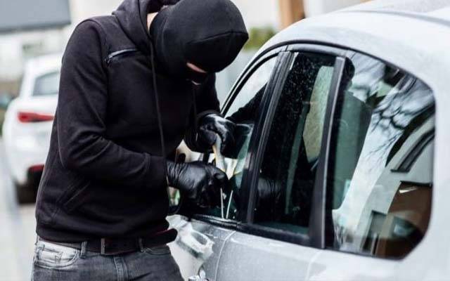 رواں برس لاہور میں گن پوائنٹ پر 8 جبکہ 172 گاڑیاں چوری 