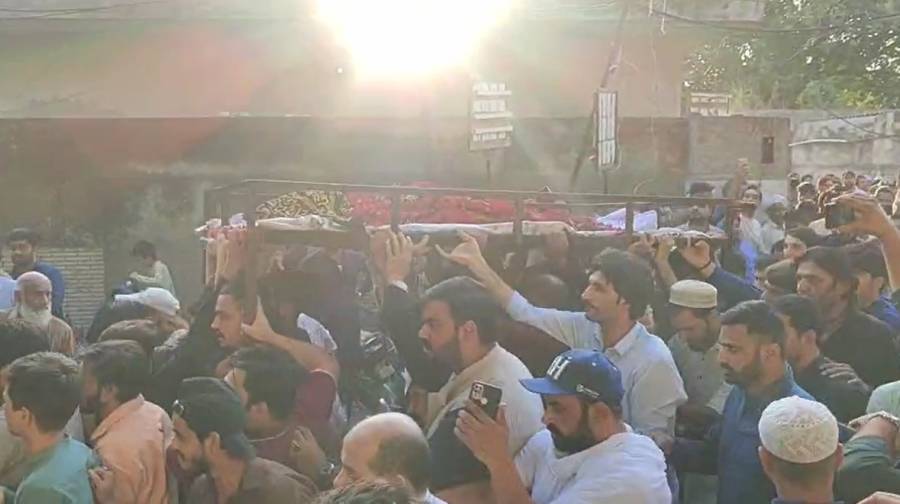خواجہ تعریف گلشن عرف طیفی بٹ کی نماز جنازہ ہوگئی 