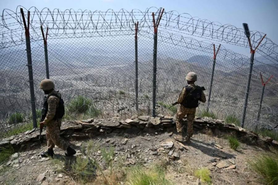 Afghan Taliban, Pakistan Army, Afghan attack, Spinboldak, Kuram border 