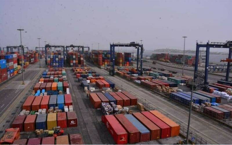 کراچی سے افغان ٹرانزٹ ٹریڈ غیر معینہ مدت کیلئے معطل،  ٹرک اَن لوڈ کردیئے گئے  
