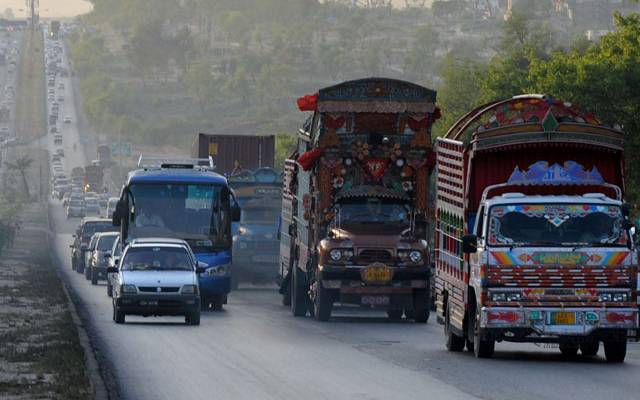 لاہور میں ہیوی وہیکلز کا داخلہ بند، سخت ہدایات جاری