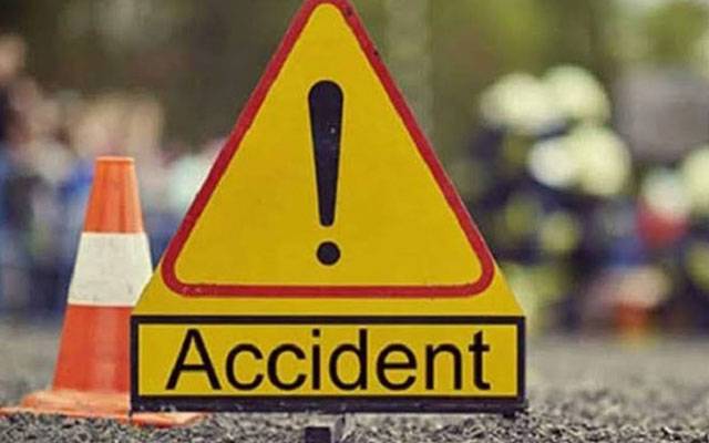 ننکانہ صاحب؛ تیز رفتار کیری ڈبہ اور ٹریکٹر ٹٹرالی میں تصادم، 2 افراد جاں بحق 