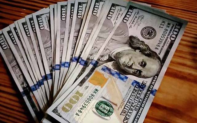 ڈالر کی قیمت میں کمی