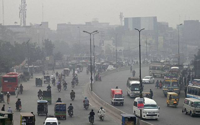 مشرقی بھارتی ہواؤں سے وسطی پنجاب میں فضائی آلودگی میں خطرناک اضافہ