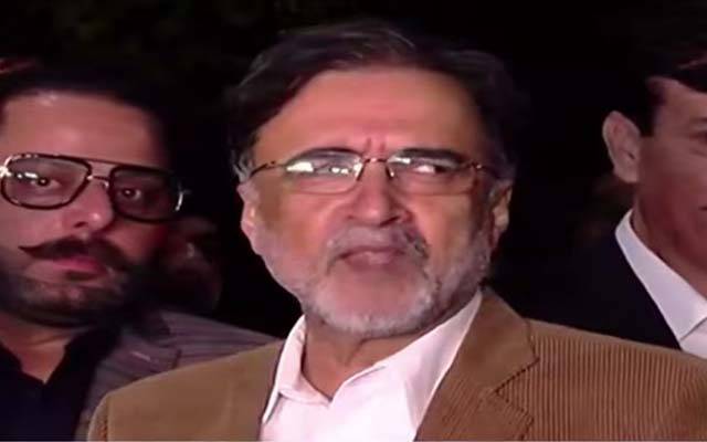 کوئی بھی اہم فیصلہ صدر مملکت سے مشاورت کے بعد ہوگا;قمر زمان کائرہ