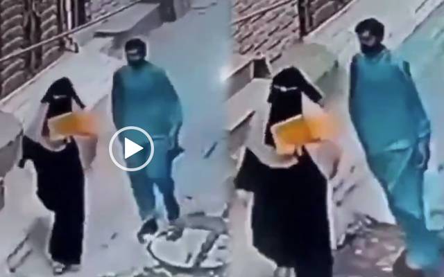 با پردہ خاتون کے ساتھ نازیبا حرکت، ویڈیو سوشل میڈیا پر وائرل