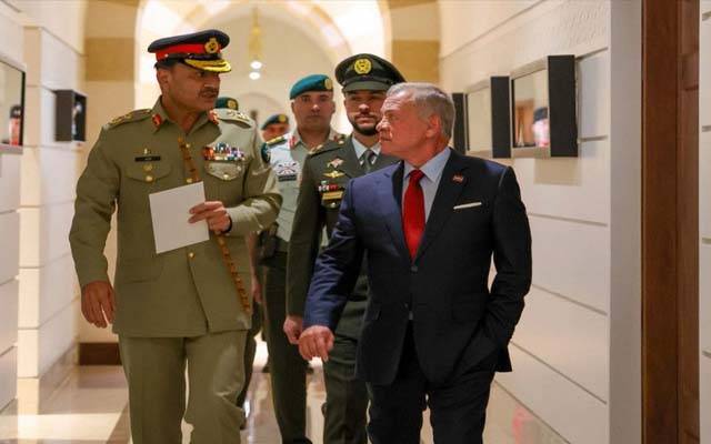آرمی چیف کی اردن کے شاہ عبداللہ سے ملاقات؛دو طرفہ دفاعی تعاون کے فروغ پر گفتگو 