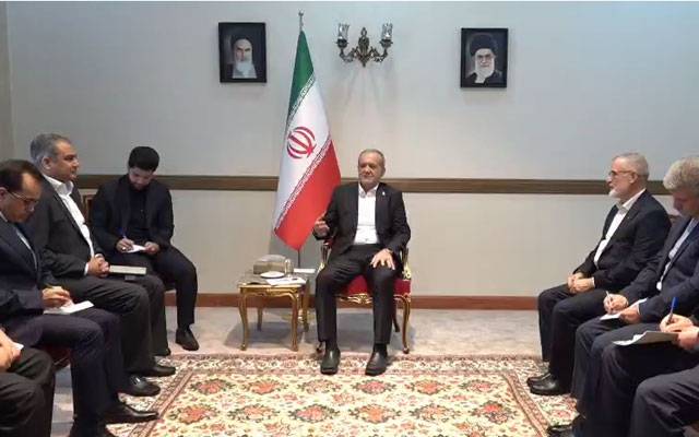 وزیرداخلہ محسن نقوی کی ایرانی صدر سے ملاقات، دوطرفہ تعاون پر تبادلہ خیال